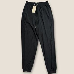 Halara Joggers Black Women’s Medium NWT Elastic Waist Lightweight Pants W08